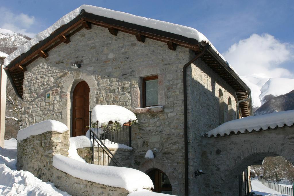 B&B Cascina Dell'Orso Castelsantangelo sul Nera Экстерьер фото
