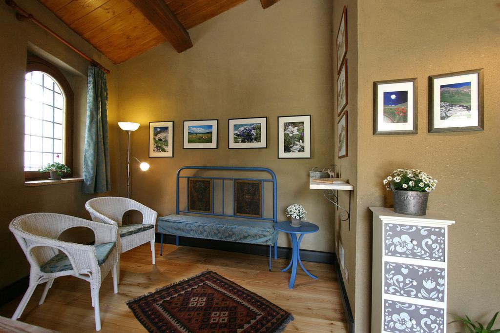 B&B Cascina Dell'Orso Castelsantangelo sul Nera Экстерьер фото