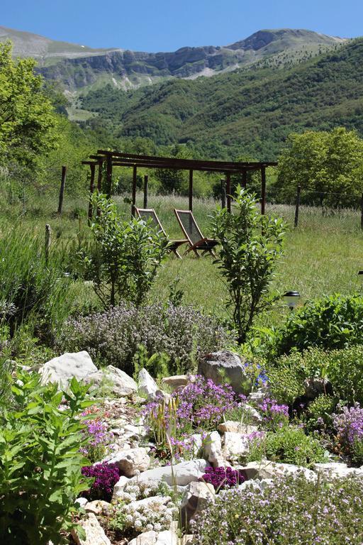 B&B Cascina Dell'Orso Castelsantangelo sul Nera Экстерьер фото